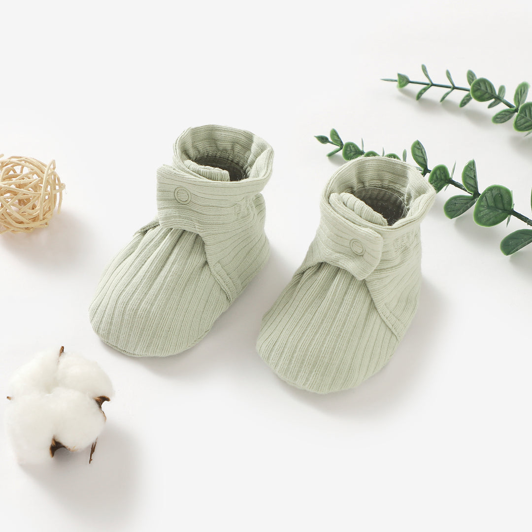 ORGANIC COTTON NEWBORN RIBBED BOOTIES 0-6 MONTHS 1 PAIR