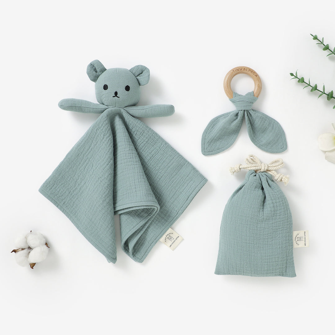 Bear Organic Cotton Comforter with Teether and Drawstring Bag