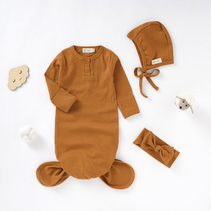 Organic Cotton Newborn Gown Set with Headband and Hat (0-6 months)