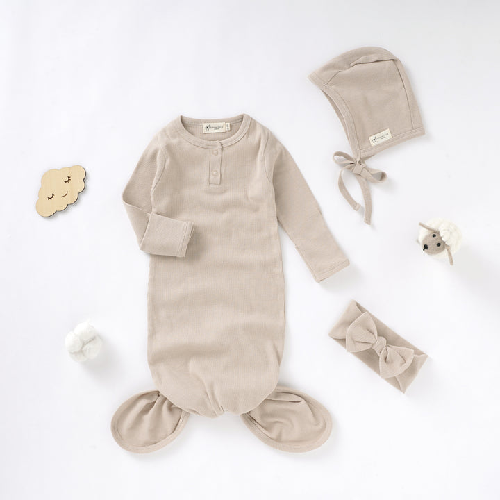Organic Cotton Newborn Gown Set with Headband and Hat (0-6 months)